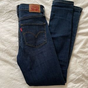 Levi Strauss 311 shaping skinny